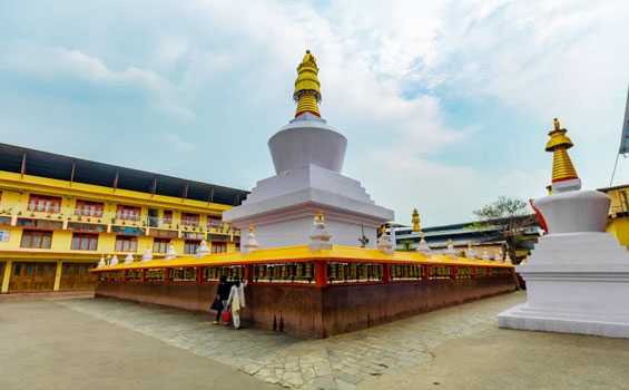 Do Drul Chorten Stupa